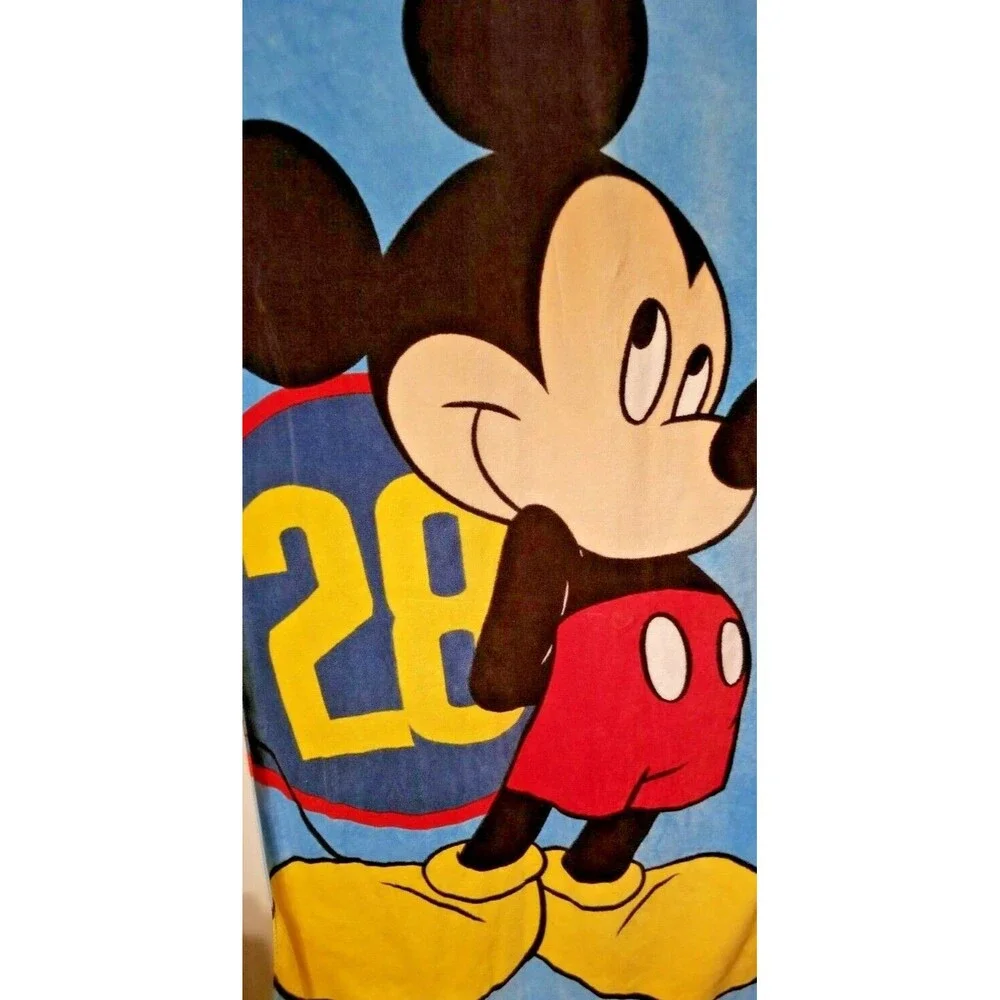 Mickey Mouse Beach Towel Large Graphic Design Disney Store Tag Classic